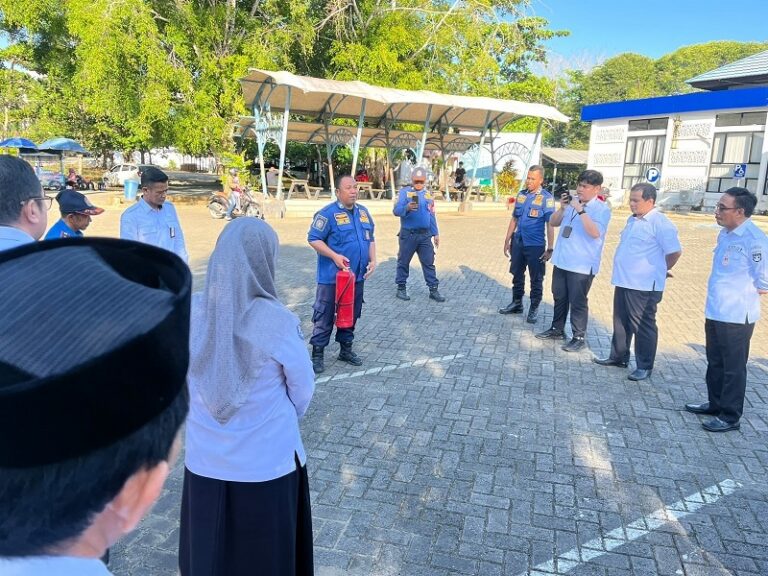 Dinas Dukcapil Gelar Sosialisasi Penggunaan APAR Bersama Dinas SATPOL PP dan DAMKAR